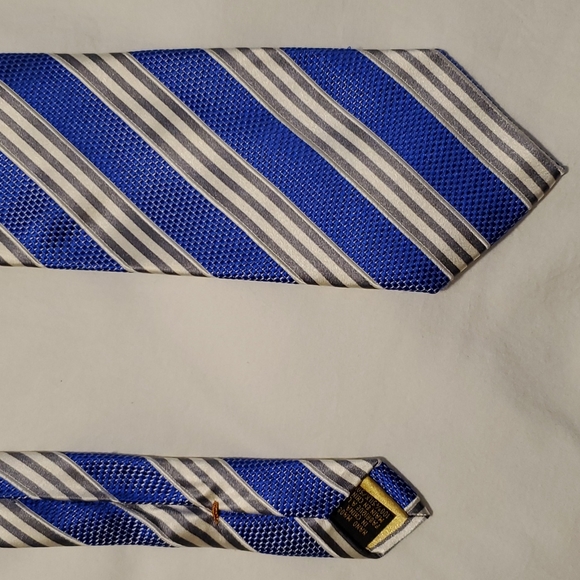 Men's Blue, Silver and Grey Donald Trump Silk Tie - Picture 2 of 6